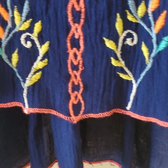 NWT - Shrinking Violet BoHo Embroidery racerback Top  - Size Small - Picture 6 of 6